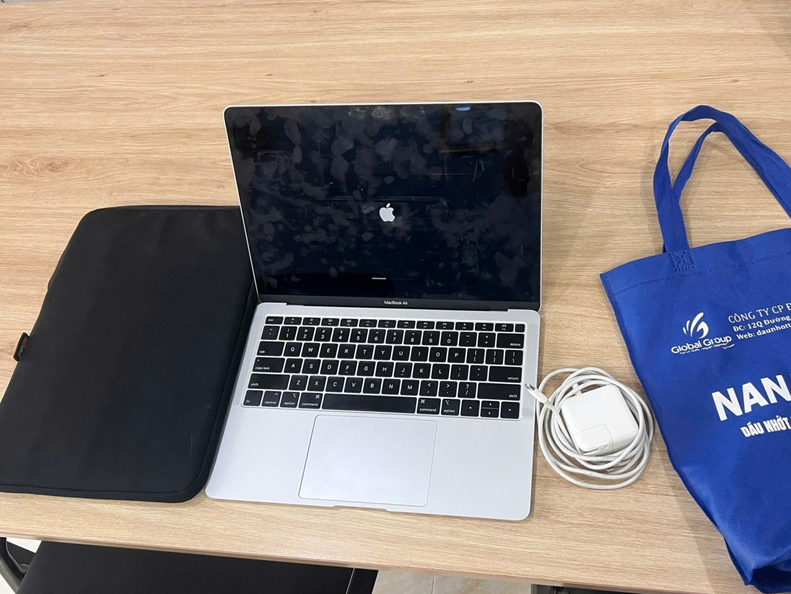 THU MUA LAPTOP CŨ GIÁ CAO QUẬN PHÚ NHUẬN