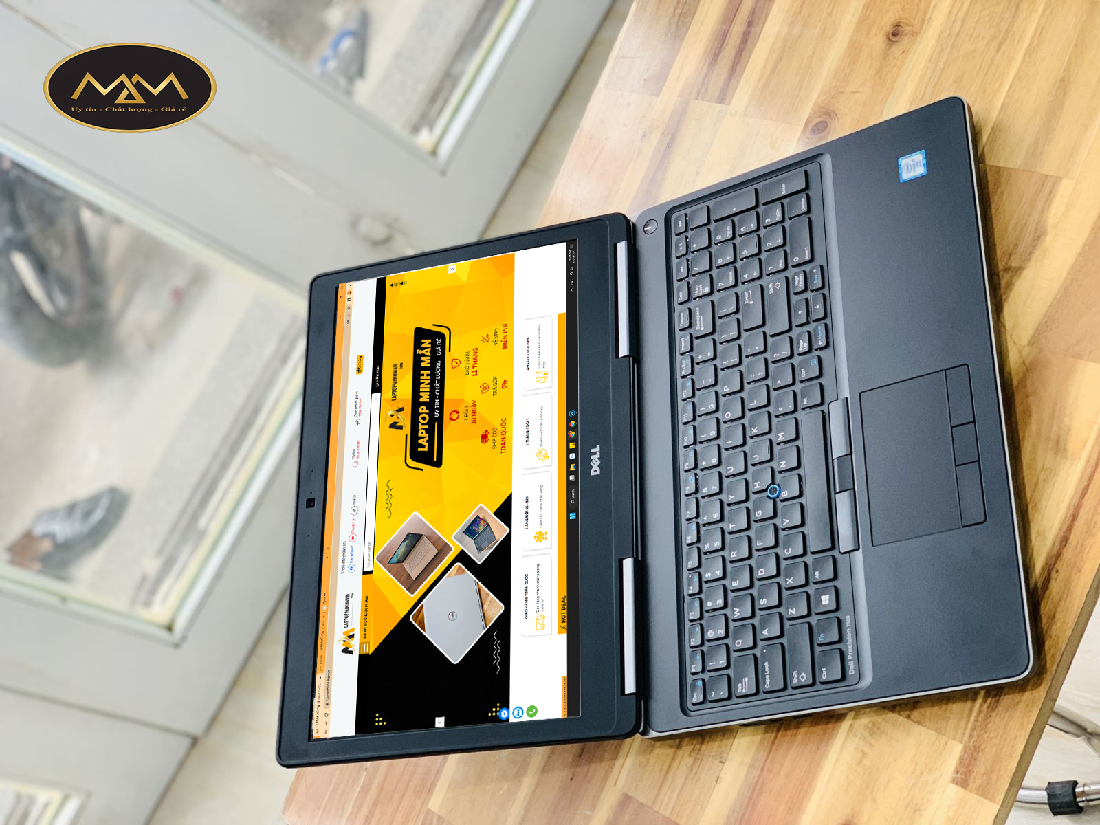 top-10-mau-laptop-lam-do-hoa-cu-gia-re-ben-dep