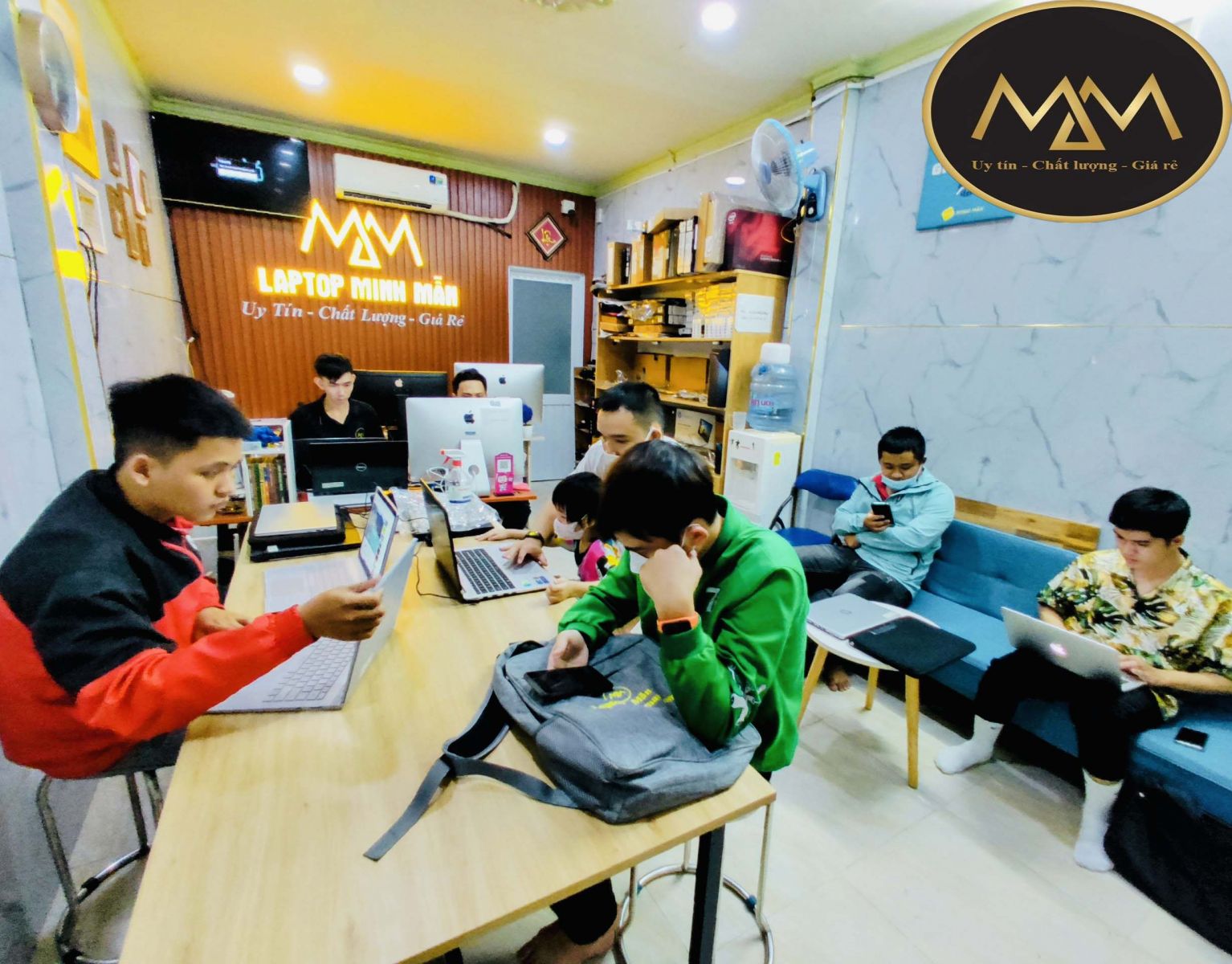 top-9-laptop-chuyên-làm-đồ-họa-giá-rẻ