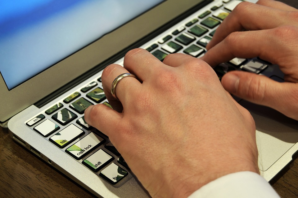 SỮA LAPTOP LẤY LIỀN QUẬN 12
